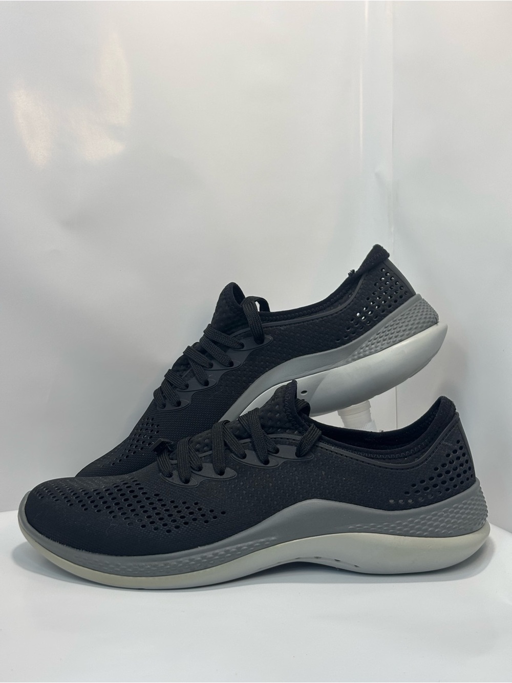 Crocs LiteRide 360 Pacer Mens 9 Sneakers Black/Slate Grey Lace Up Walking Shoes